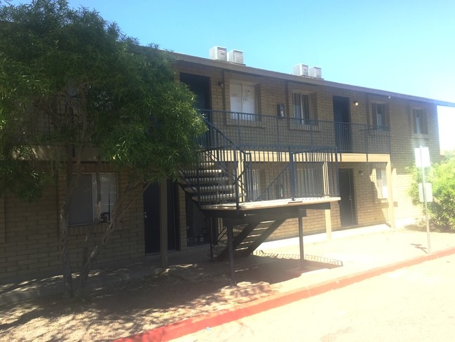 Photo - Mountain Springs Apartments