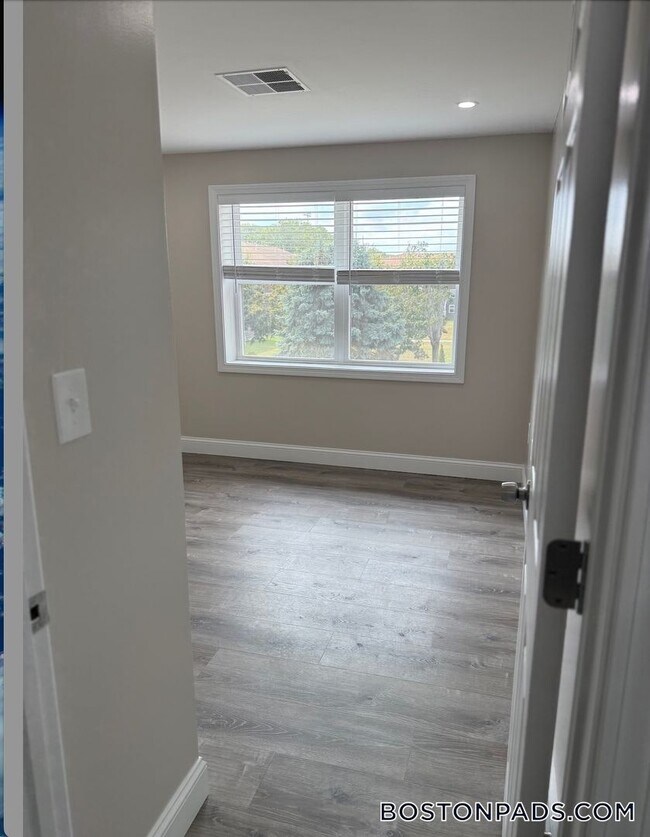 Photo - 23 Kenmar Dr Unit 37