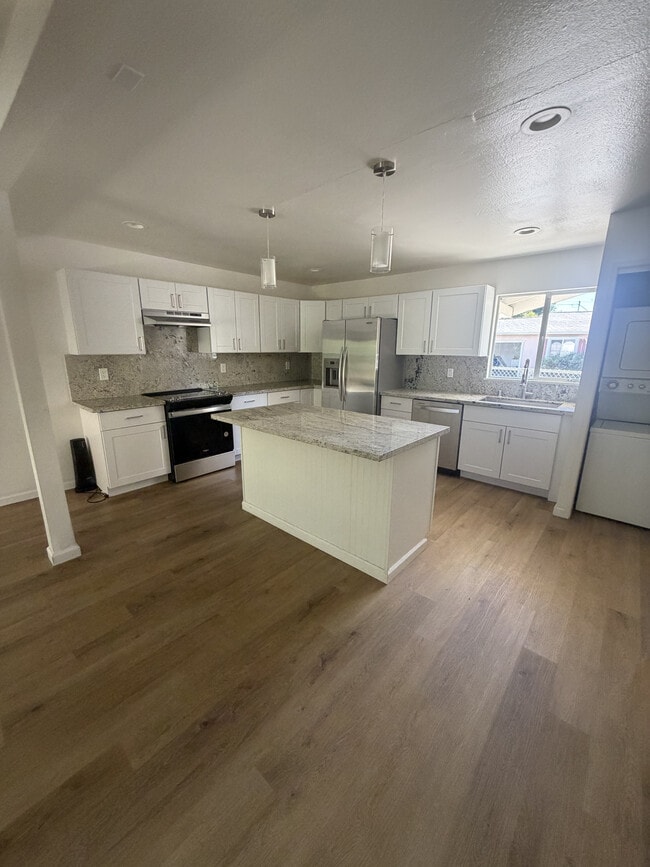 Photo - 101 Lindley Dr