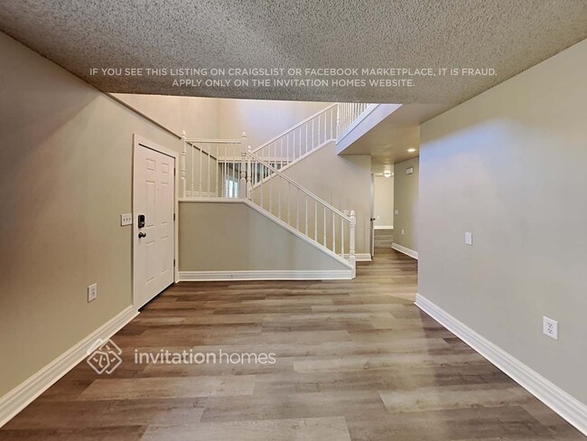 Photo - 9914 74th St SW