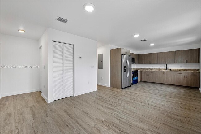 1884-1886 NW 64th St Unidad B