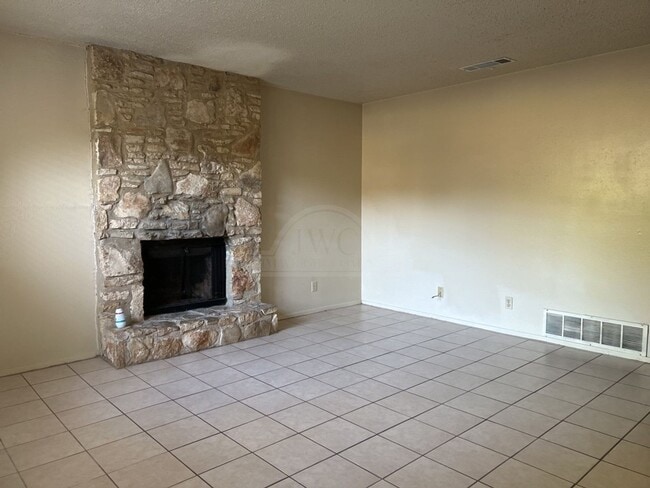 Photo - 4101 Water St