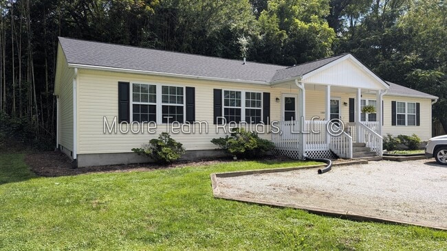 Building Photo - 1103 Maple St Unit Maple St 1103 - B Rental