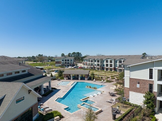 Photo - Falcon at Grand Harbor