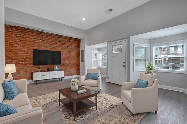 Building Photo - 1679 Montello Ave NE Rental