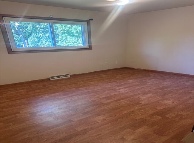 Photo - 1636 Lawney Ct