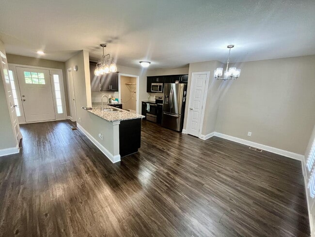 Photo - Meticulously kept home in mint condition. ...