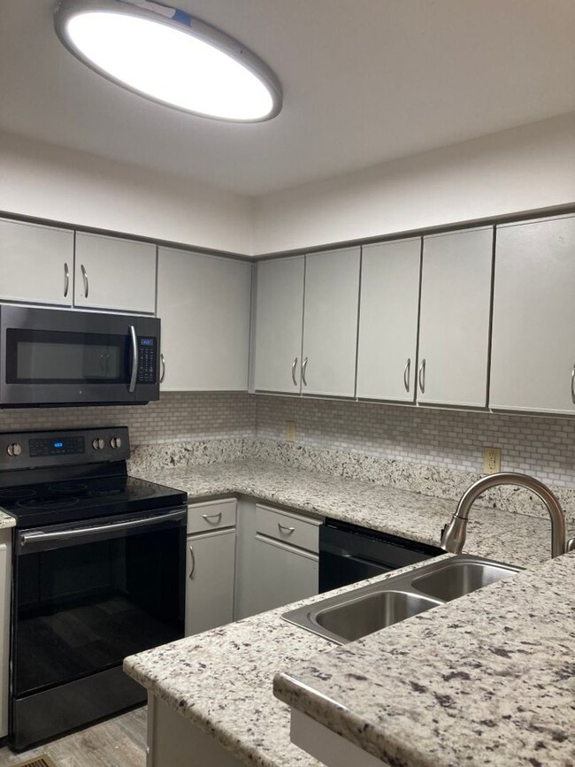 Newly renovated condo in Donelson - Newly renovated condo in Donelson