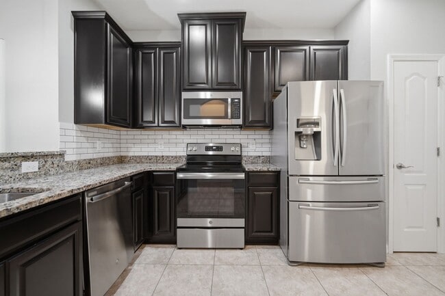 Photo - 10903 Verawood Dr