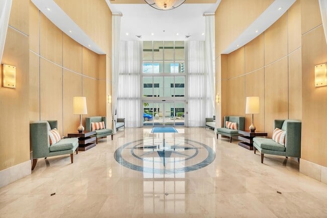 Photo - 1945 S Ocean Dr Unidad 1803