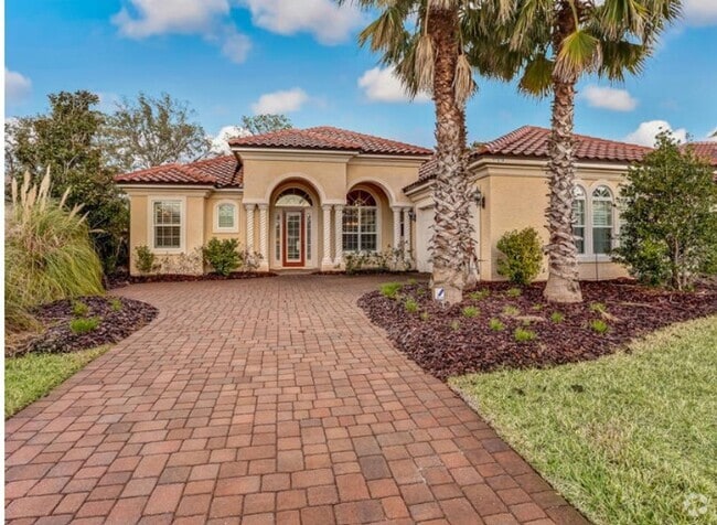 Building Photo - Gated Community! Walking Distance to the B... Rental