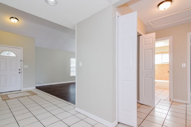 Photo - 1228 Tuxford Dr