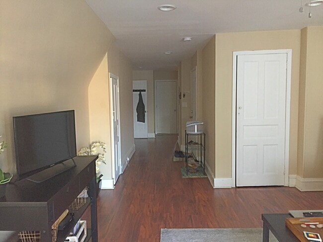 Photo - 133 East Mount Airy Avenue Unit 3