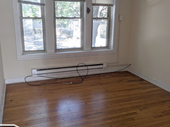 Photo - 2915 W George St Unit 1