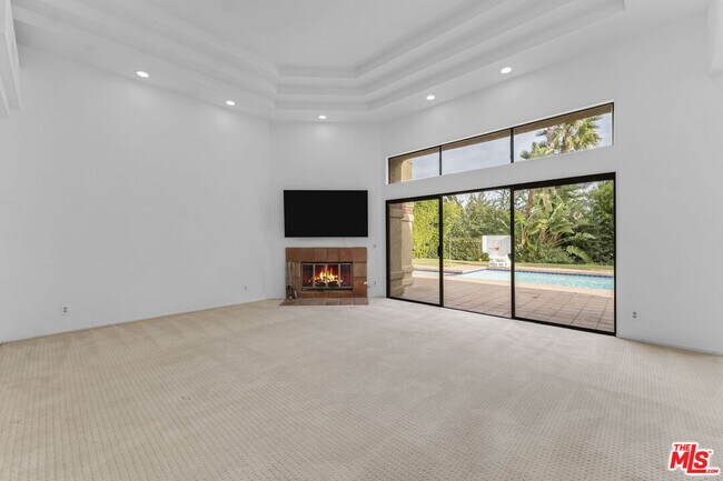 Photo - 3516 Malibu Country Dr