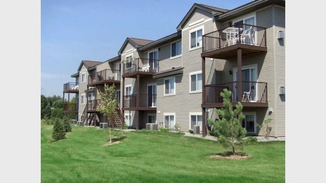 Building Photo - Winfield Townhomes