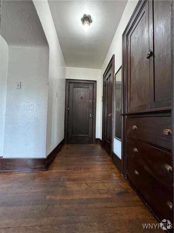 Building Photo - 6801 Buffalo Ave Rental