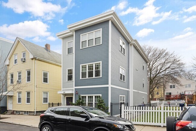Building Photo - 361 Maverick St Unit #2 Rental