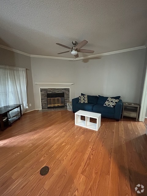 Building Photo - 921 Marine Dr Rental
