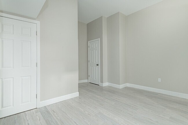 Photo - 140 Columbia St Unit #145 - 1