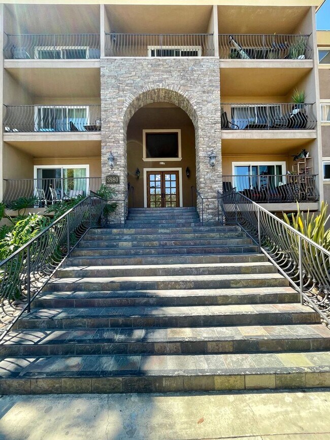 3980 8th Ave Unit 1