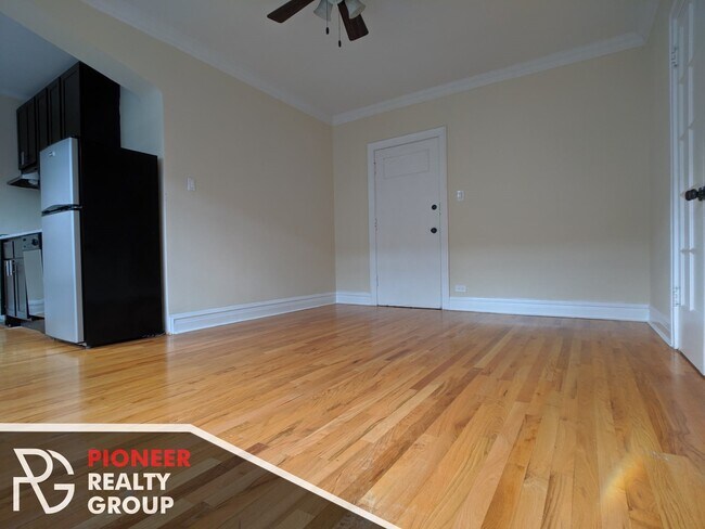 Photo - 4735 N Hermitage Ave Unidad 204