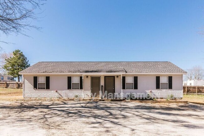 Photo - 139 Faulkner Dr