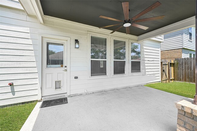 Photo - 1827 Macondray Dr