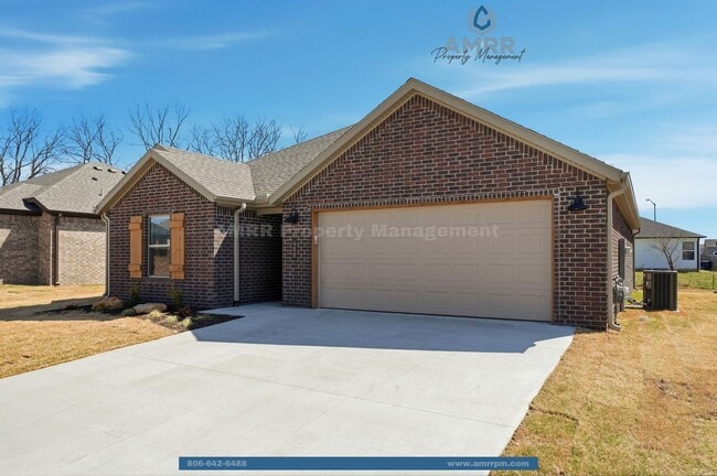 Photo - New Beginnings Start with AMRR: Spacious 3 Bedroom new build in Siloam Springs!