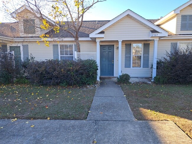Building Photo - Stonebrook Dr.8069