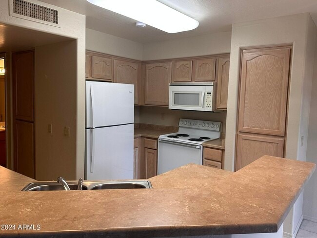 Photo - 16715 E El Lago Blvd Unit 214