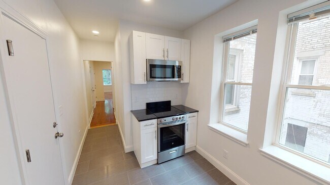 Photo - 130 Sutherland Rd Unit 1