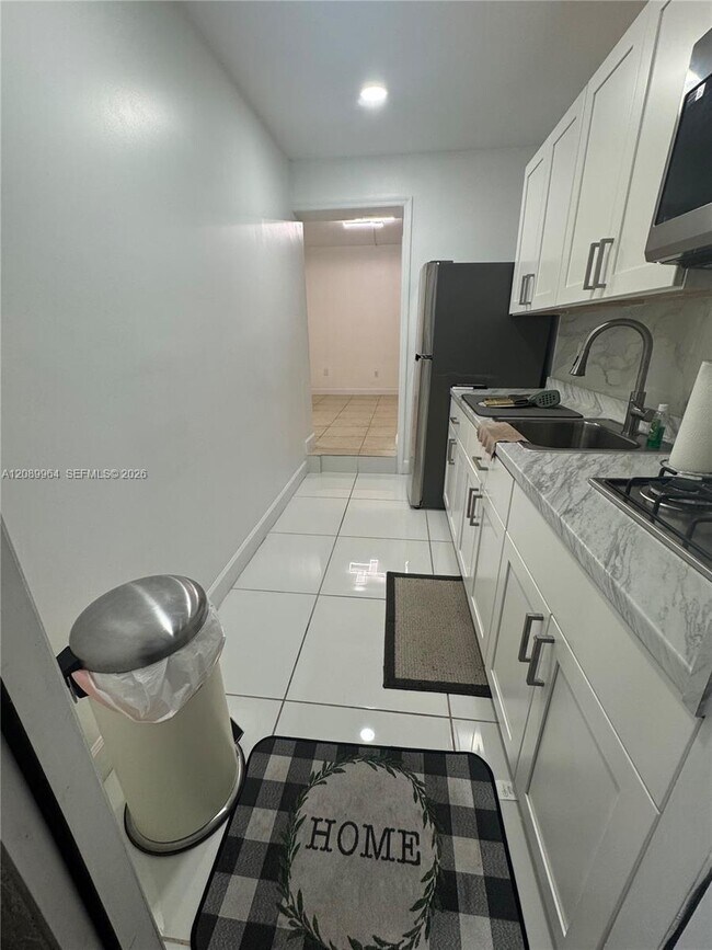 9819 NW 4th Terrace Unit 9819