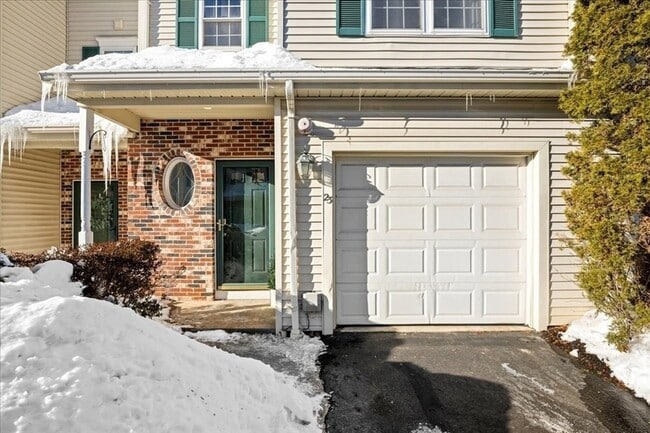 Photo - 67 N Quinsigamond Ave