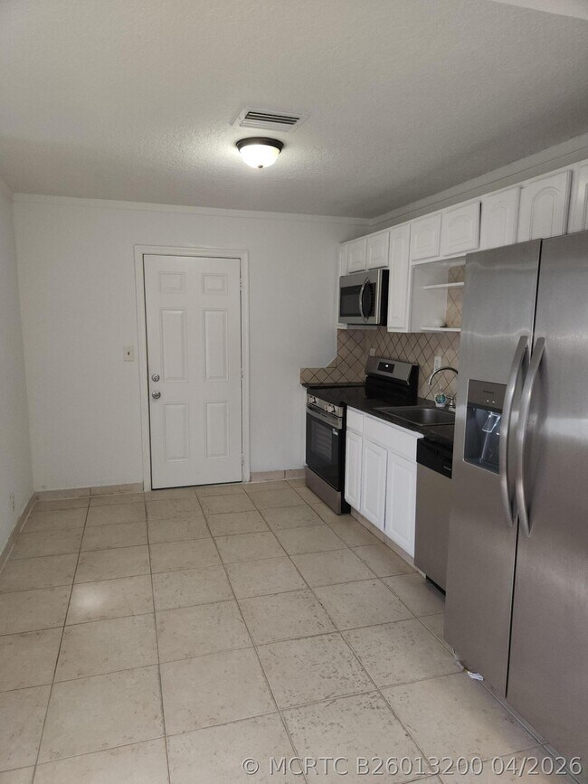 Photo - 210 NW 13th Ave