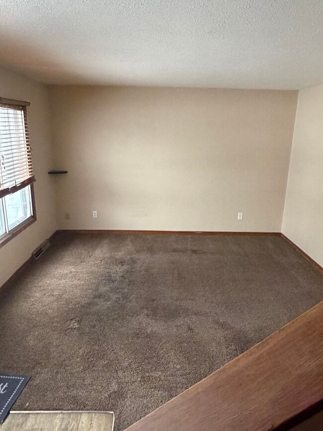 Photo - 1107 7th St N