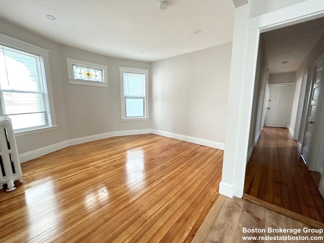 Photo - 24 Willis St Unit 3