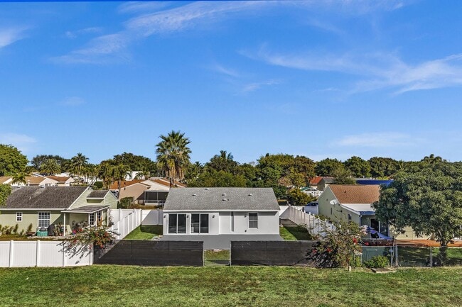 Photo - 8316 Huntsman Pl