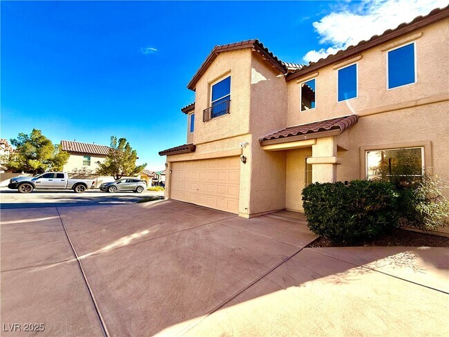 Photo - 3817 Bayamon St