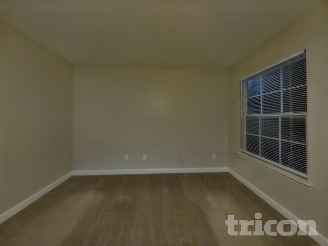 Photo - 309 Peachtree Rd