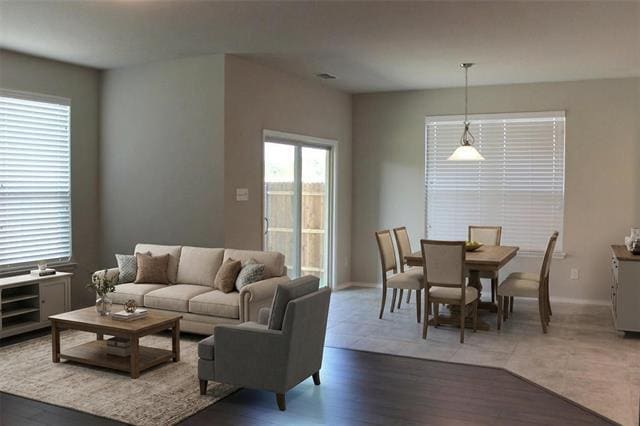 Photo - 5529 Las Lomas Ln