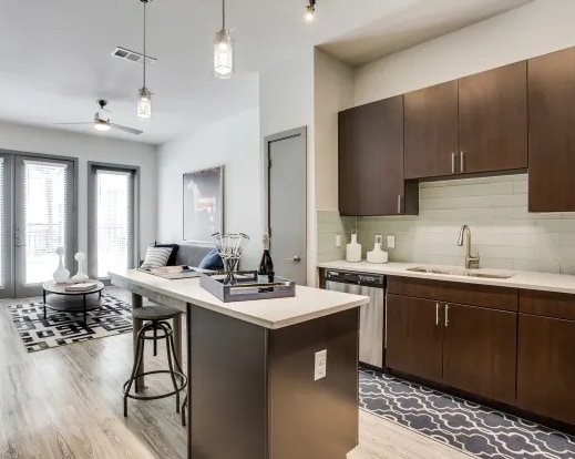 Photo - 101 Julian St Unit ID730441