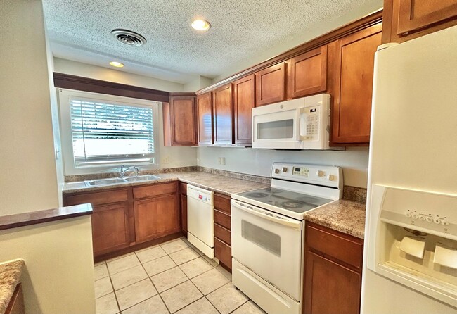 Photo - Coming Soon!!! Condo/Townhouse in Knoxville