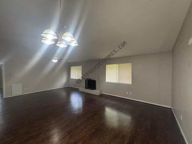 Photo - 23139 Lestergate Dr