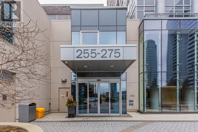 Photo - 275 Village Green Square Unit 1618