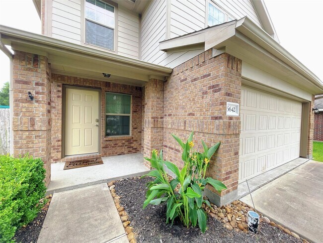 Photo - 6642 Haven Forest Ln