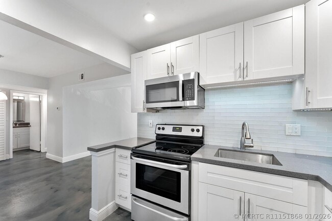 Photo - 470 NW 20th St Unit 3070