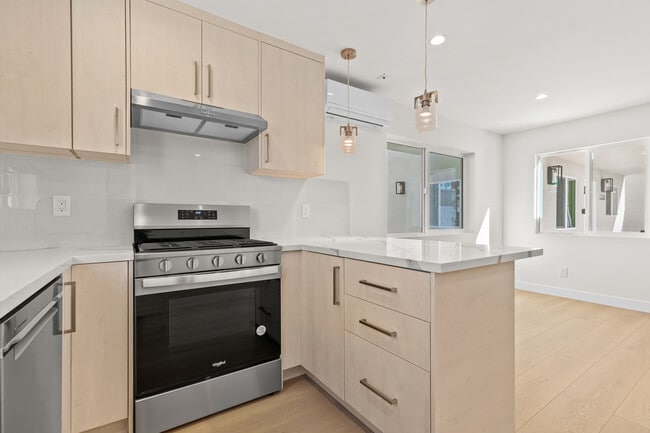 Photo - 1133 N Maryland Ave