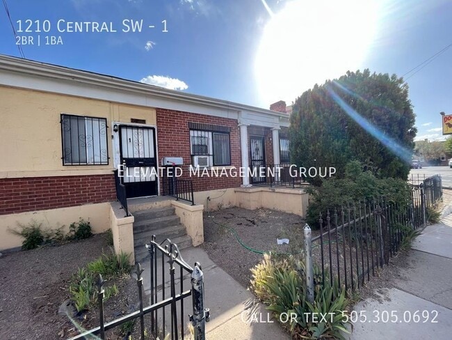 Building Photo - 1210 Central Ave SW Unit 1