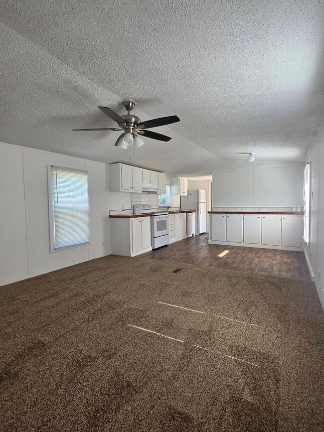 3135 Calloway Dr